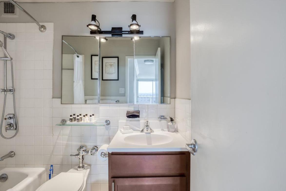 Cozysuites 800 Tower 1Br With Gym! 10 Louisville Exterior foto